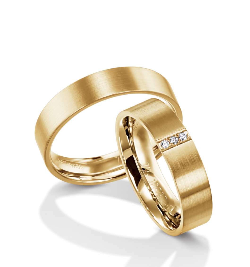 Обручальные кольца с бриллиантами(0,024 ct.) из золота 750 пробы