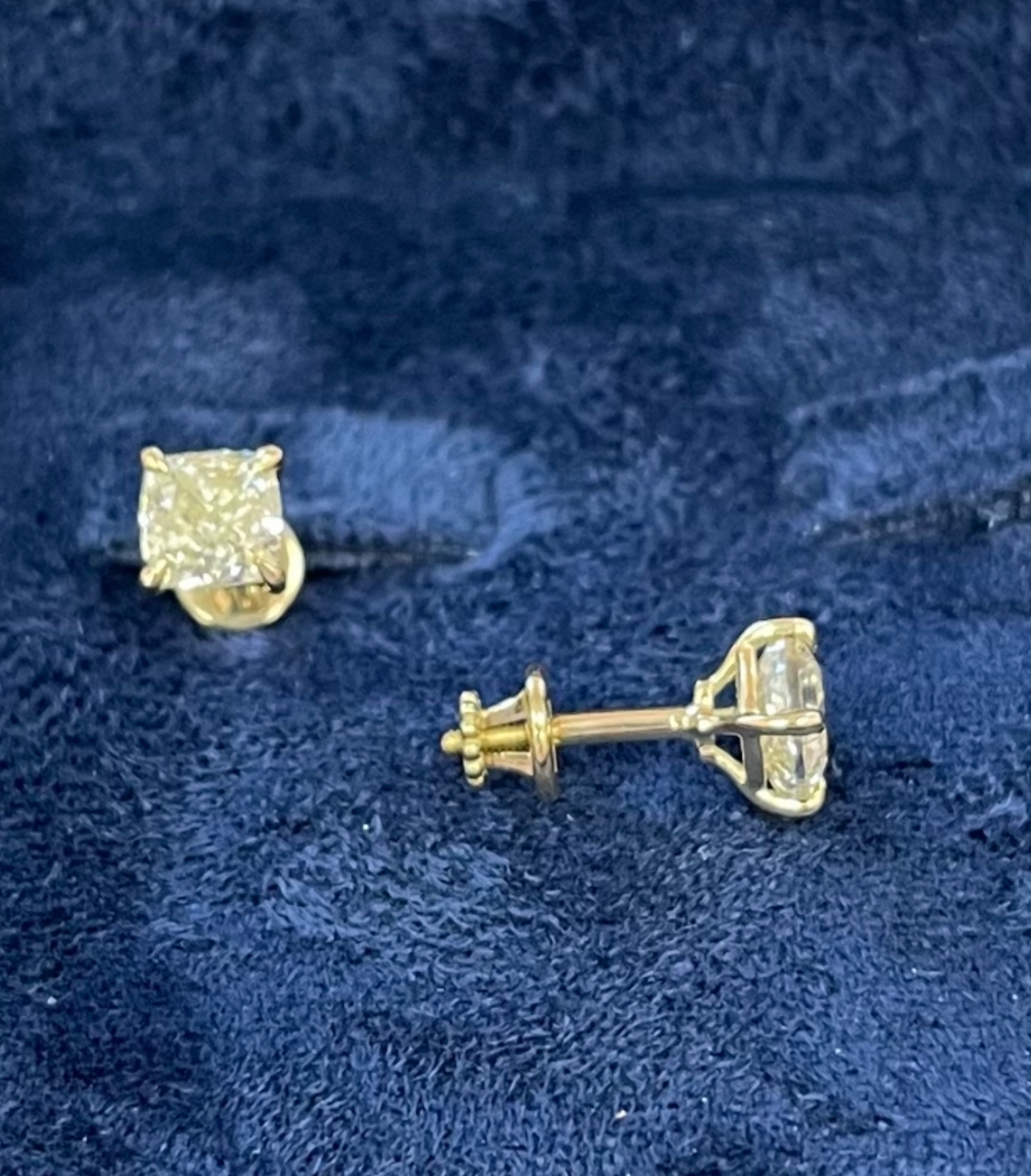 Серьги с бриллиантами(1,0 ct.) из золота 750 пробы