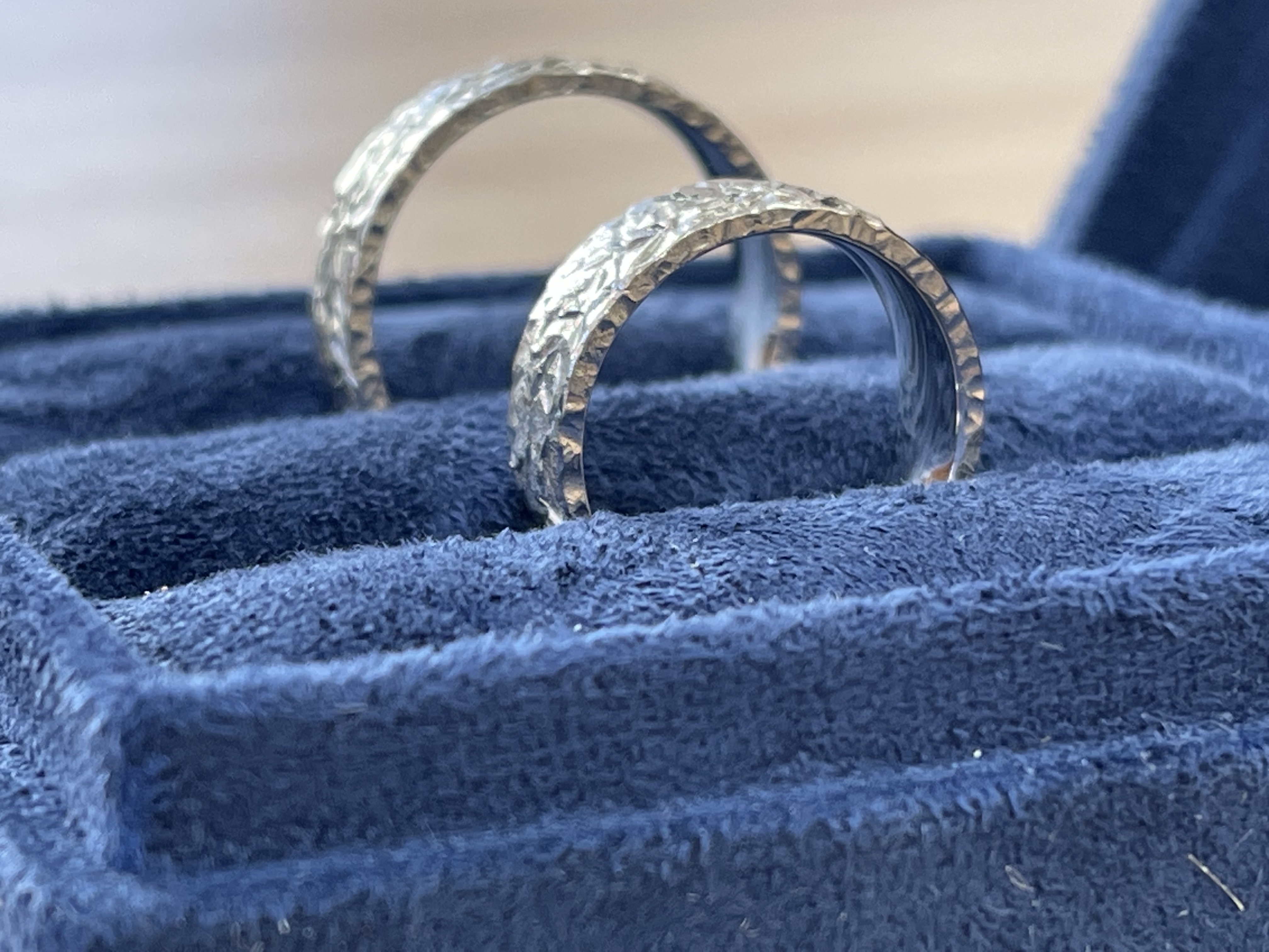 Обручальные кольца с бриллиантом(0,013 ct.) из платины 