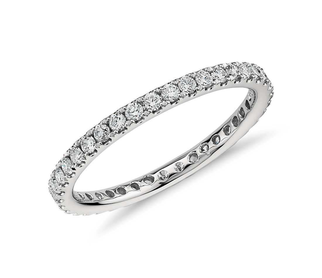 Обручальное кольцо из золота с 40 бриллиантами (0,2 карат) r01-Wed-00052