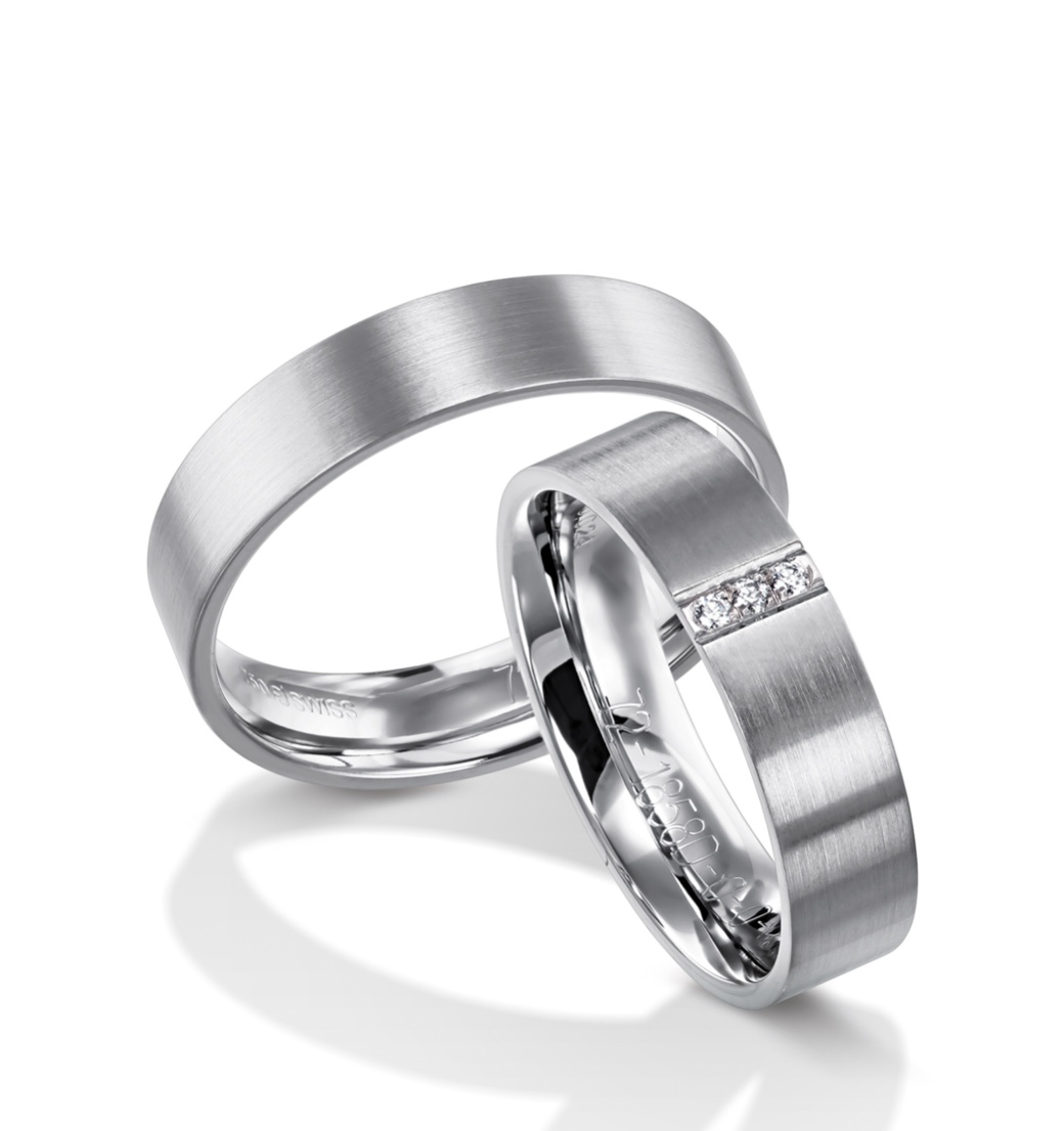 Обручальные кольца с бриллиантами(0,024 ct.) из платины 950 пробы 